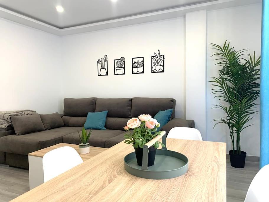Precioso Apartamento マラガ エクステリア 写真